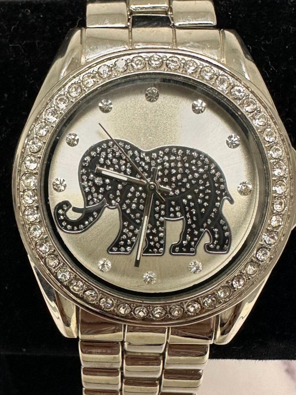 3/$30 Accutime Elephant Dial Watch Womens Watch Silver Tone Rhinestones